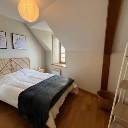 Bright Near The Heart Of Apartment
